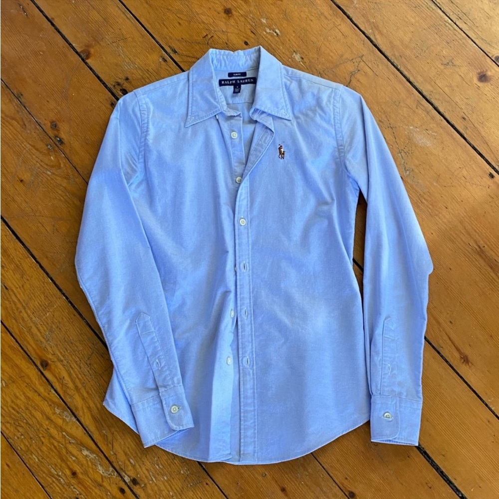 Ralph Lauren Women’s Slim Fit Oxford Botton Down Size 0 Light Blue Color